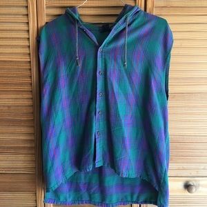 Bon Homme Sleeveless Hooded Flannel Top